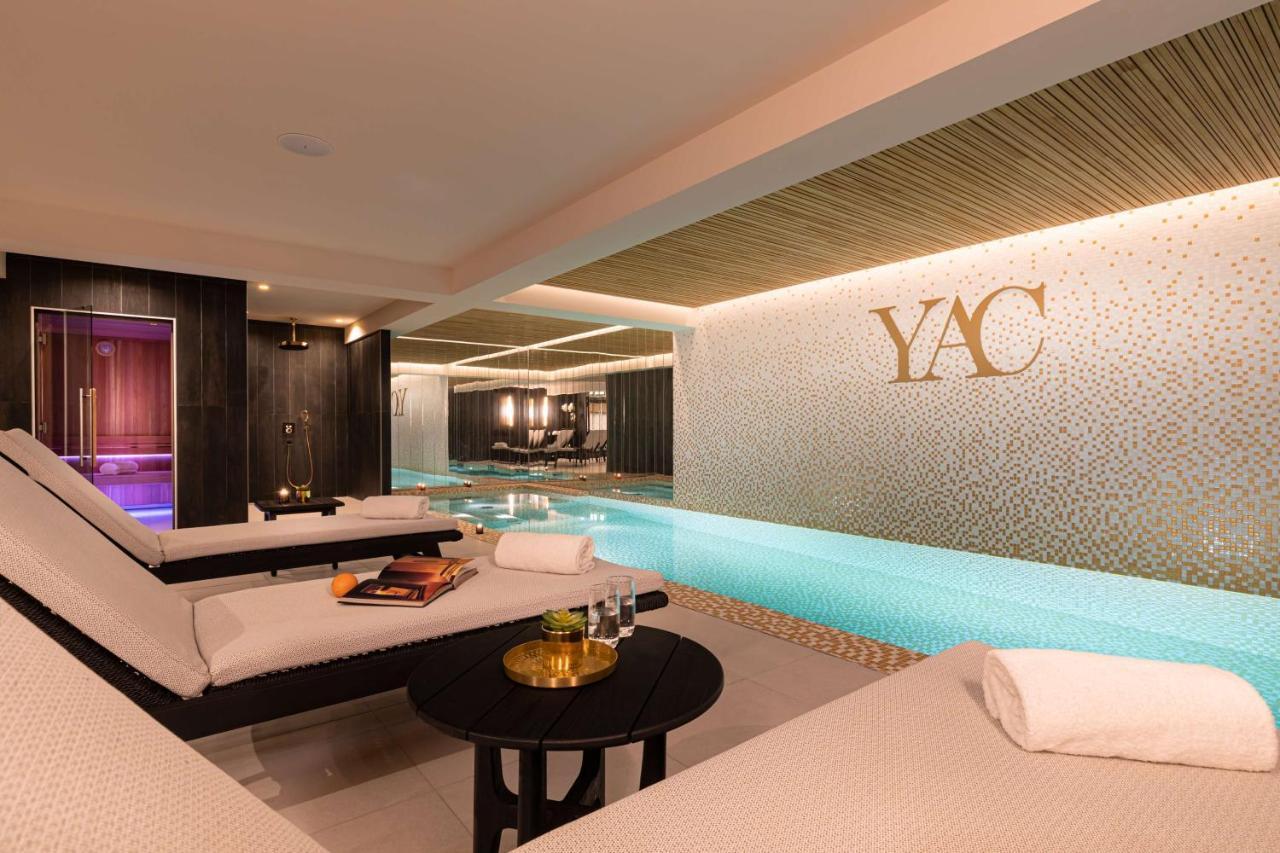 Hotel Yac Paris Clichy, A Member Of Radisson Individuals Exterior photo