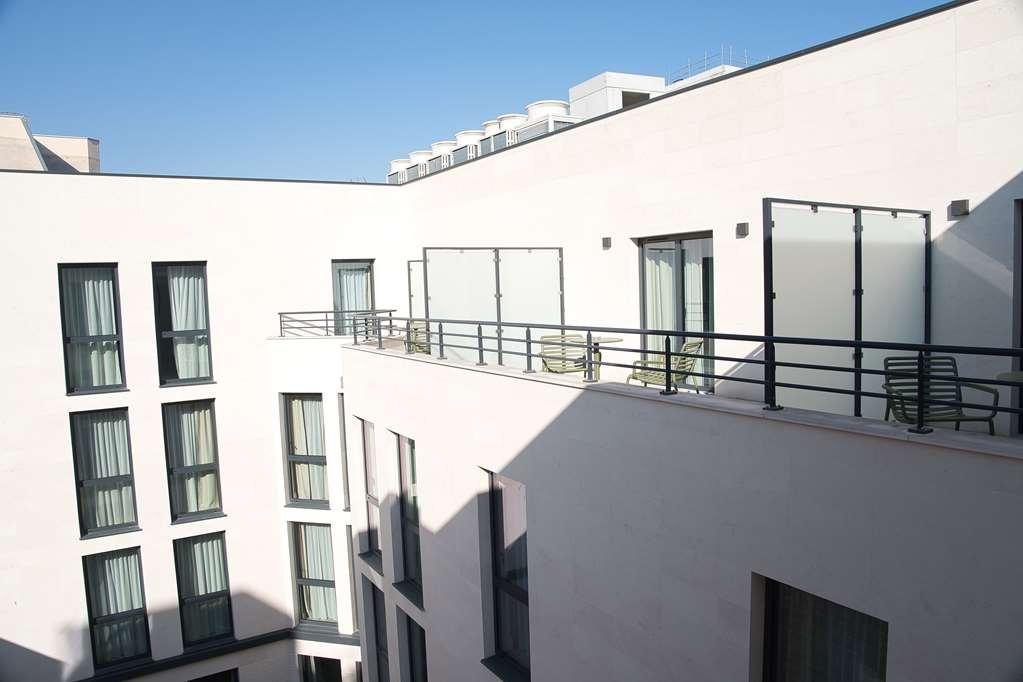 Hotel Yac Paris Clichy, A Member Of Radisson Individuals Exterior photo